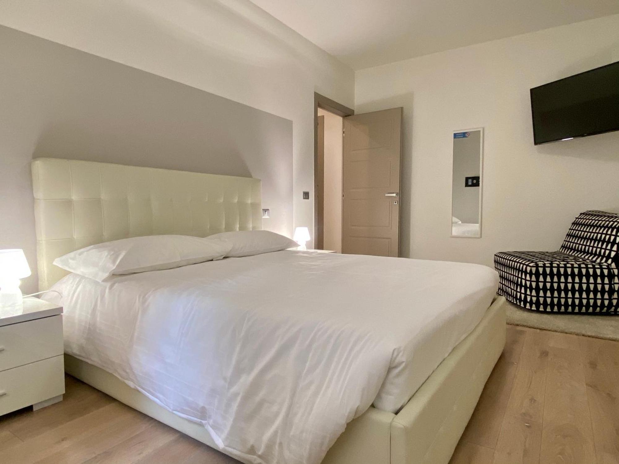 Апартаменты San Nicolo 3 Верона Номер фото